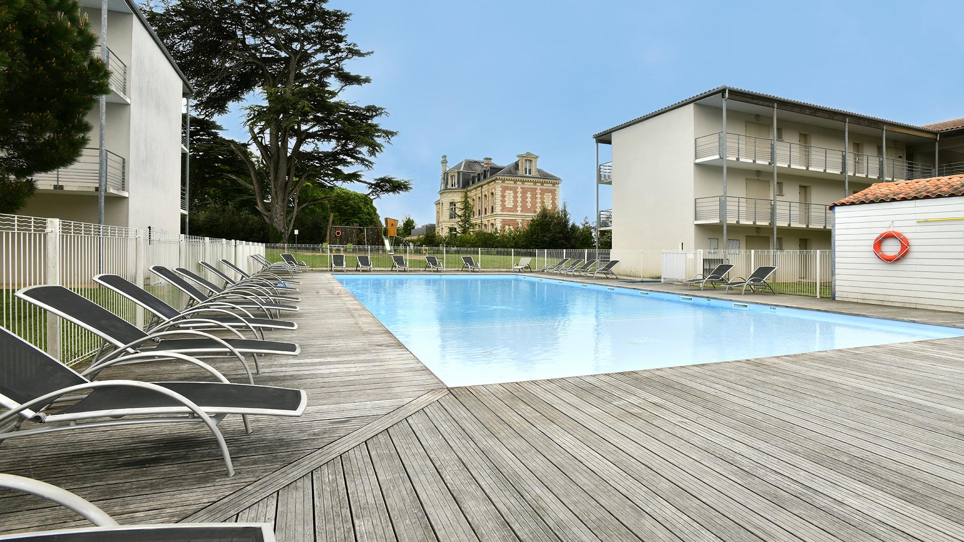 Vacanceole - Le Domaine Du Chateau - La Rochelle / Ile De Re Aparthotel 3*