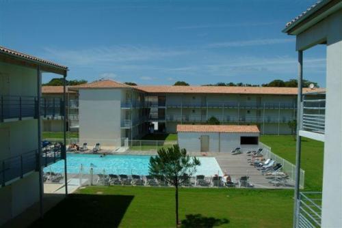 Aparthotel Vacanceole - Le Domaine Du Chateau - La Rochelle / Ile De Re