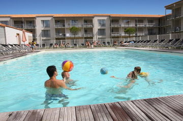 Vacanceole - Le Domaine Du Chateau - La Rochelle / Ile De Re Lagord