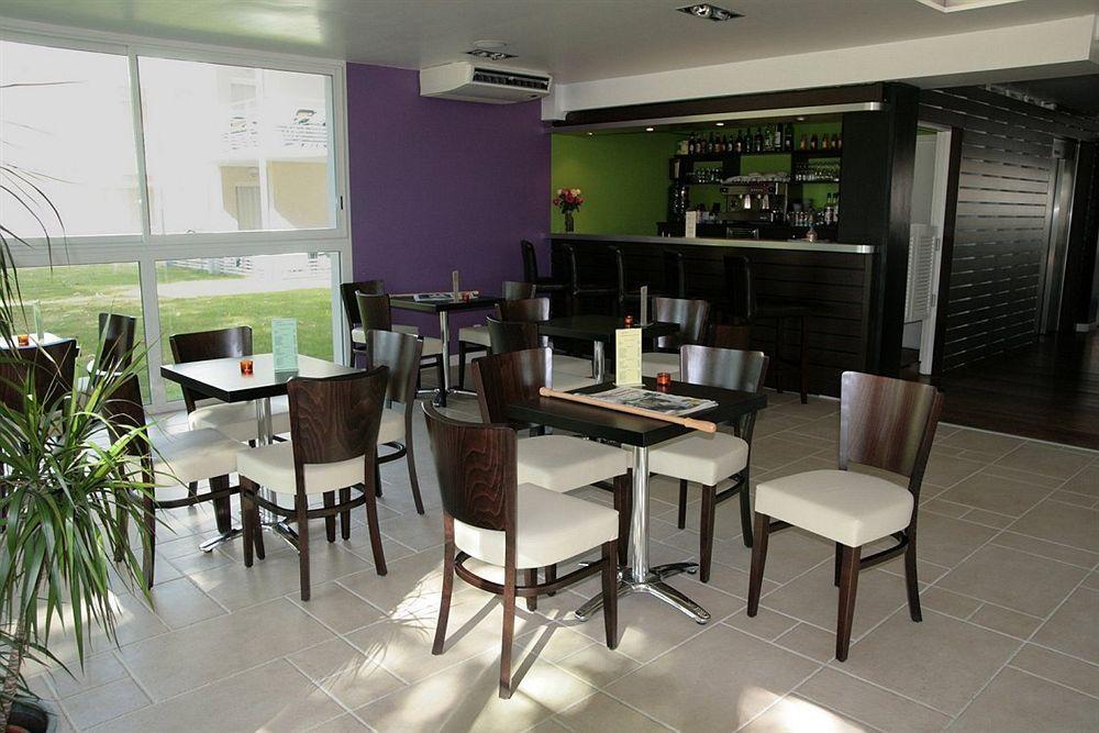 Vacanceole - Le Domaine Du Chateau - La Rochelle / Ile De Re Aparthotel 3*