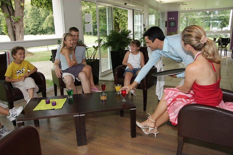 Aparthotel Vacanceole - Le Domaine Du Chateau - La Rochelle / Ile De Re
